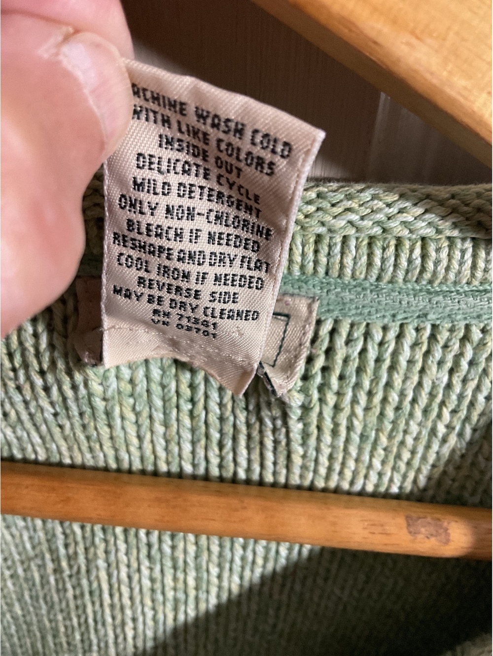 L.L.Bean Women's Light Green Cotton Knit Cardigan Sweater Size L Regular - Picture 6 of 11